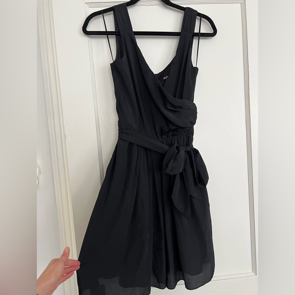 Express Black Sleeveless Short Dress, Size 4 *Pockets*